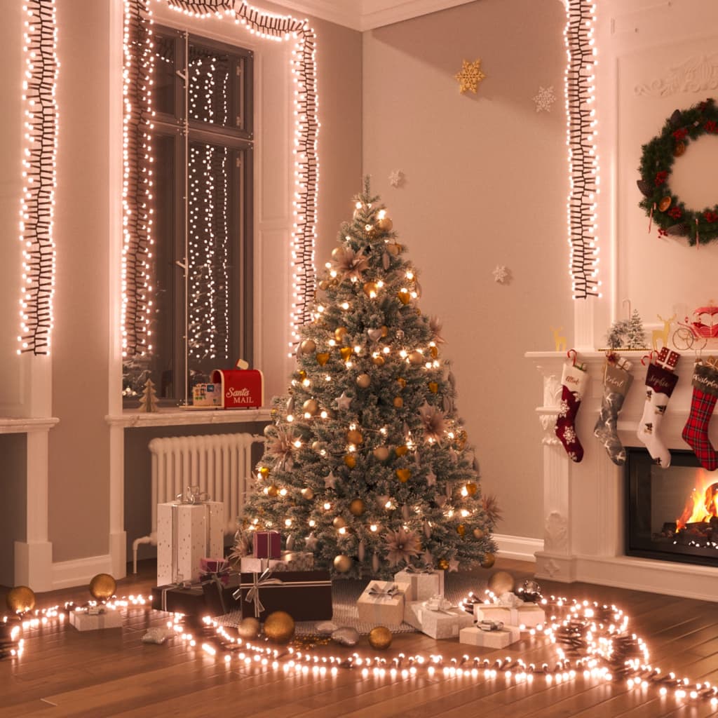 Lichtslinger Cluster Met 3000 Led's Pvc Warmwit En Donkergroen